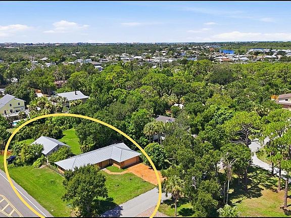 3rd image of 1700 SPOONBILL DRIVE