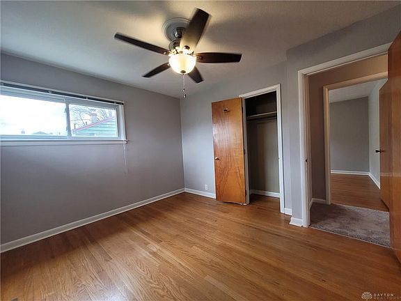 4th image of 566 Lewis Dr