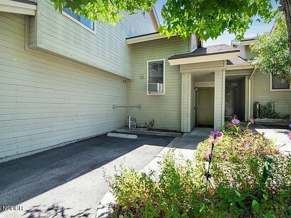 4th image of 3673 Constellation Rd