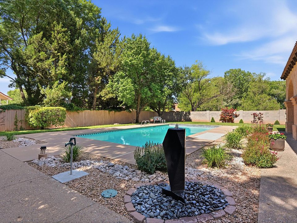 1st image of 1022 Camino Ranchitos NW