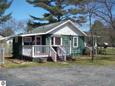1021 N Us Highway 23, East Tawas, MI, 48730