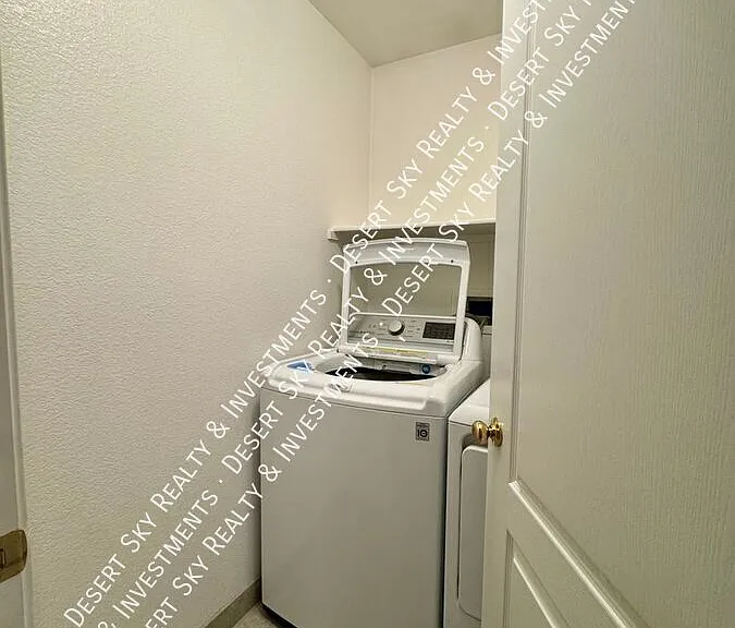 4826 Calle Bella Ave — Photo 20