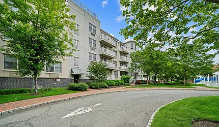 4 Constellation Place, #301