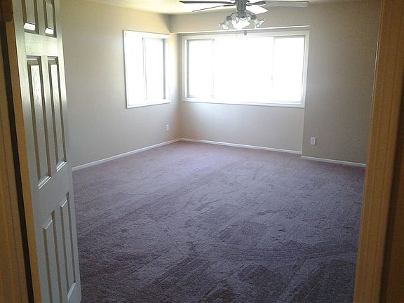 2nd image of 28927 Marilyn Dr