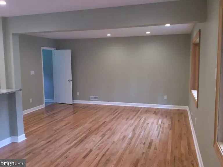 55 Montgomery St — Photo 12