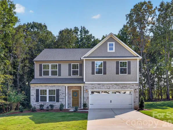 130 E Springhouse Ct #14, Statesville, NC 28625