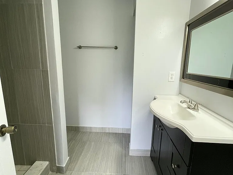 16344 Country Lake Cir — Photo 35