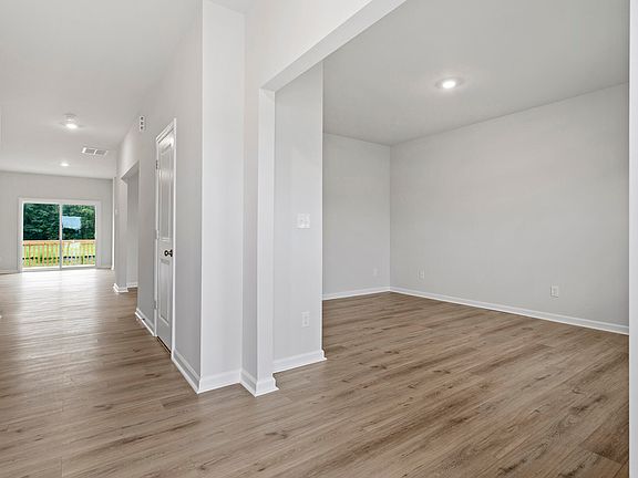 4th image of 132 Sagamore Ave Lot 28