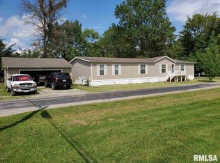 1311 Iowa St, Pinckneyville, IL 62274