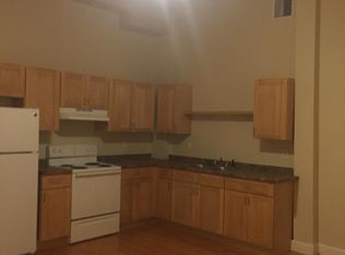 3 Saunders St #12, Pawtucket, RI 02860