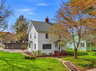 505 N 2nd Ave, Washington, IA 52353