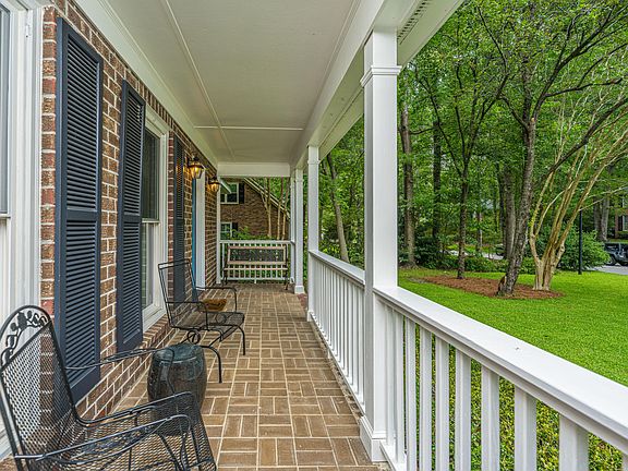 4th image of 199 High Grove Rd