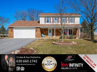 29W332 Wagner Rd, Naperville, IL 60564