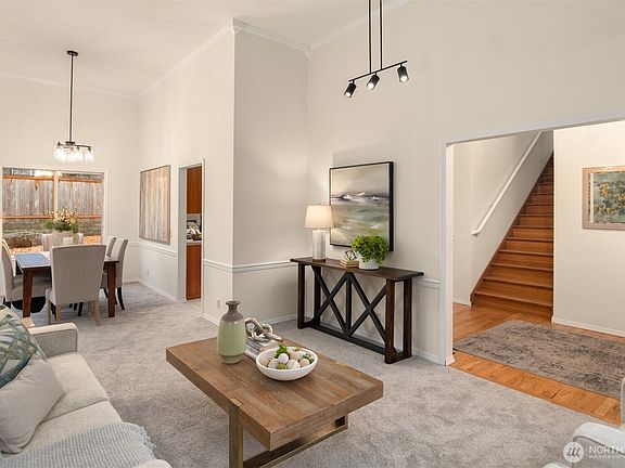 5th image of 1425 243rd Place SW