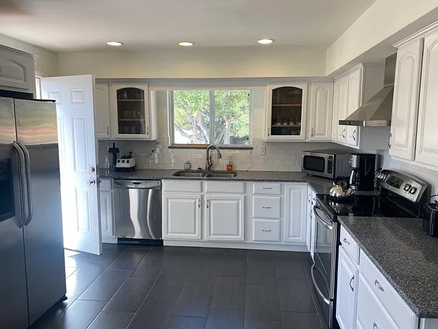 224 Hermosa Dr SE — Photo 120
