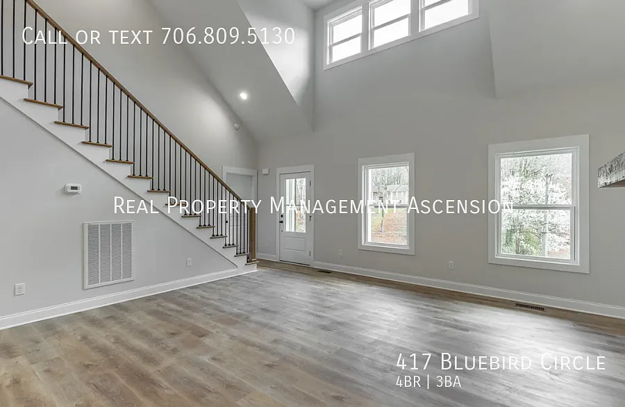 Newly-built 4 Bedroom Home in East Ridge! — Photo 4