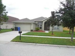 16415 Bridgewalk Dr, Lithia, FL 33547
