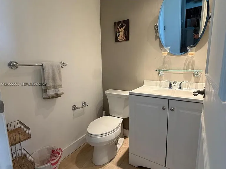 540 Brickell Key Dr #1418 — Photo 14