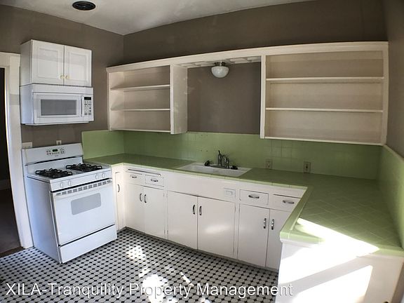 4th image of 248 Nutmeg St #A
