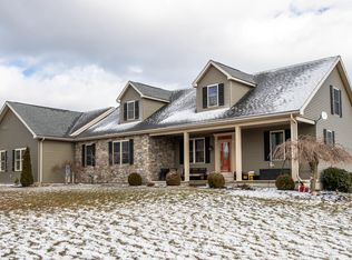 3654 Woodley Hollow Rd, Montoursville, PA 17754