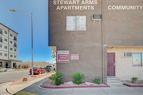 Stewart Arms Photo 1