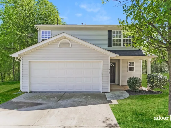 1320 Winding Branch Ct, Charlotte, NC 28216