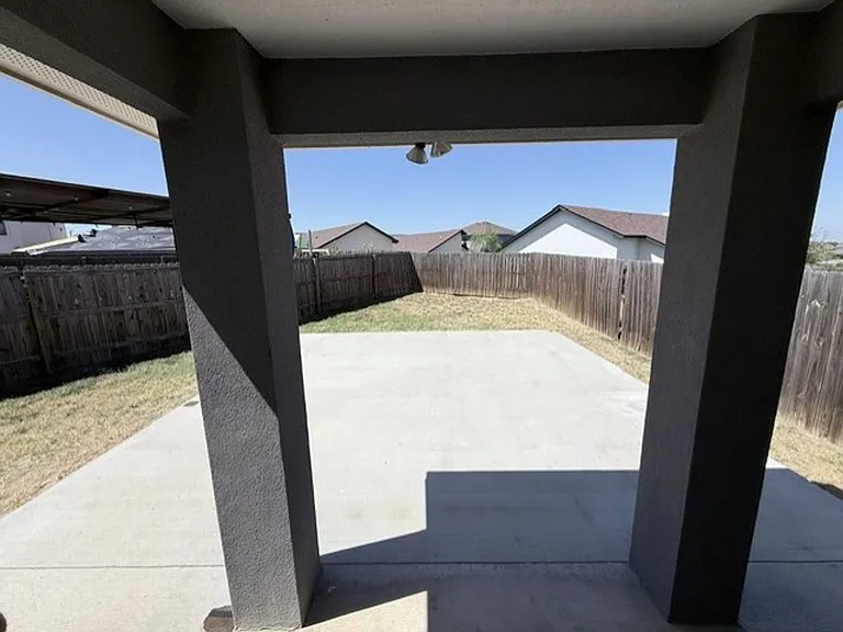 3506 Jose C Santos Dr — Photo 20