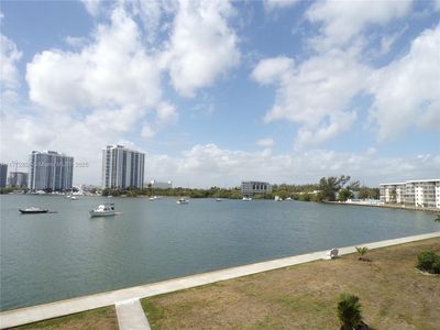 2920 Point East Dr APT N307, Aventura, FL, 33160