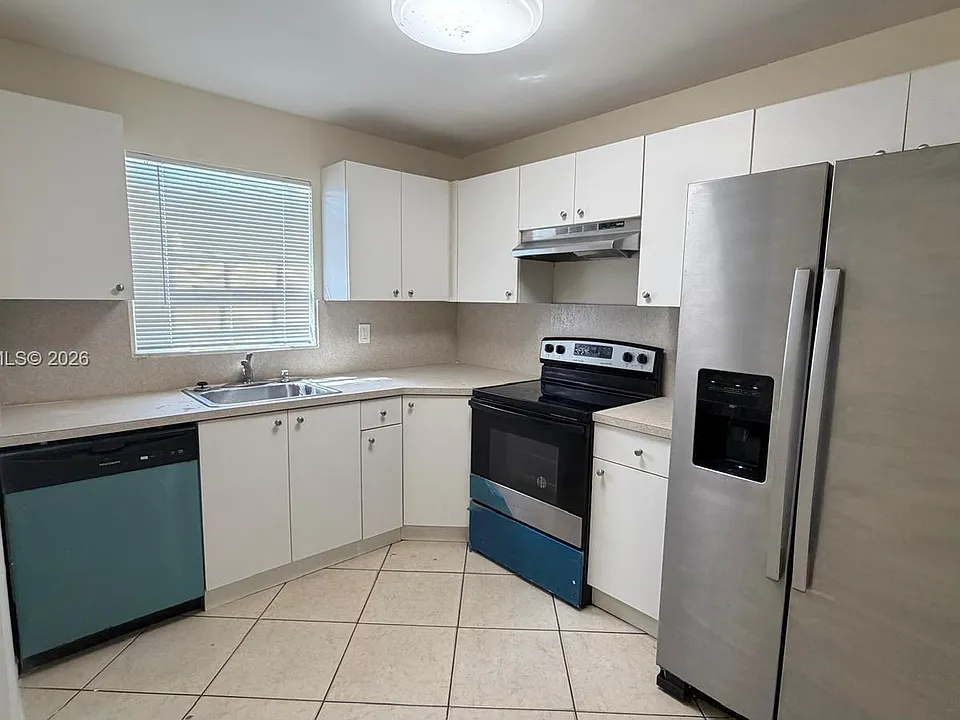 1130 NW 43rd Ter