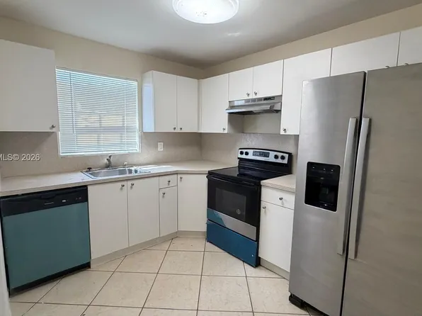 1130 NW 43rd Ter, Fort Lauderdale, FL 33313
