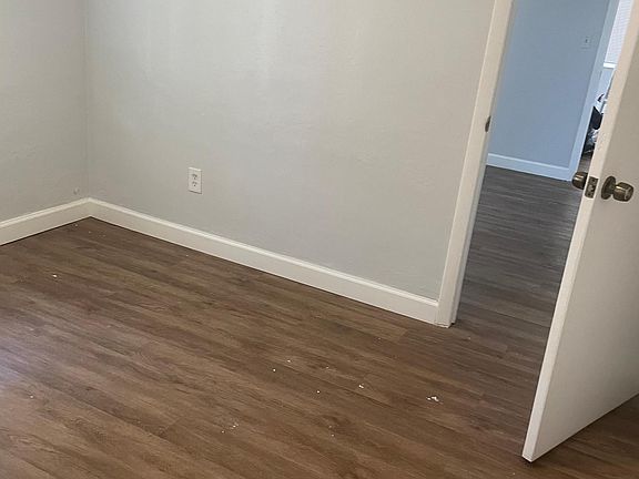 3rd image of 2063 NE 169th St
