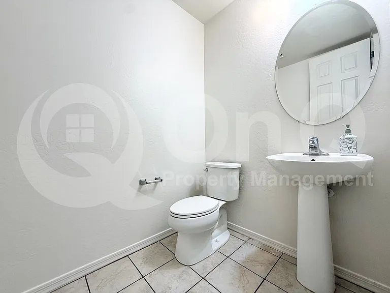 775 W Flintlock Way — Photo 10