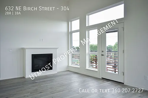 632 NE Birch St Photo 1