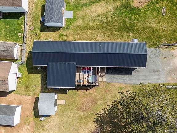 5th image of 18 Daisy Ln