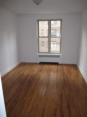 Rented by Sol Shamilzadeh, Lreb | media 10