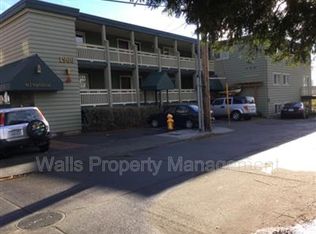 1900 8th Ave N APT 1, Seattle, WA 98109