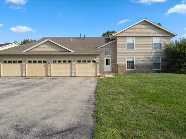 4122 Lexington Dr NE APT B, Cedar Rapids, IA 52402