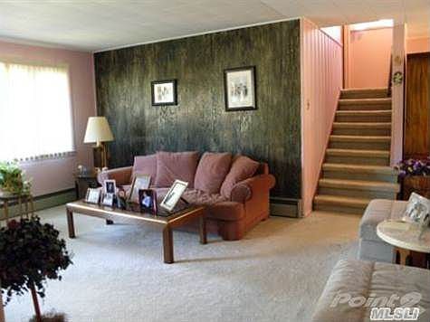 5th image of 16 Quebec Dr