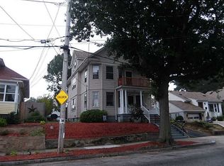 20 Santiago St, Providence, RI 02905