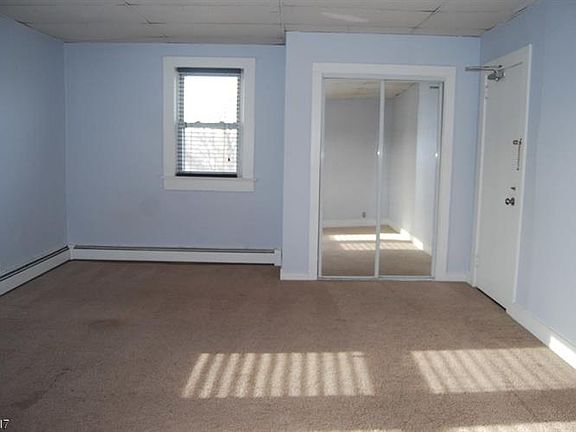 2nd image of 537-539 Franklin Ave