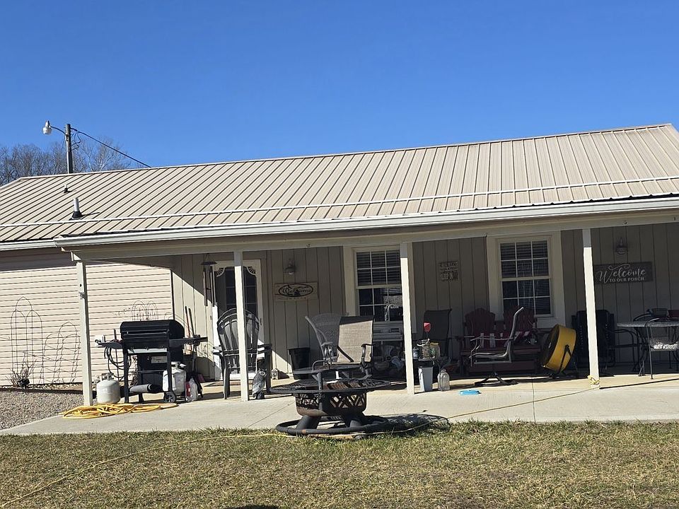 1st image of 446 Shaffer School Rd