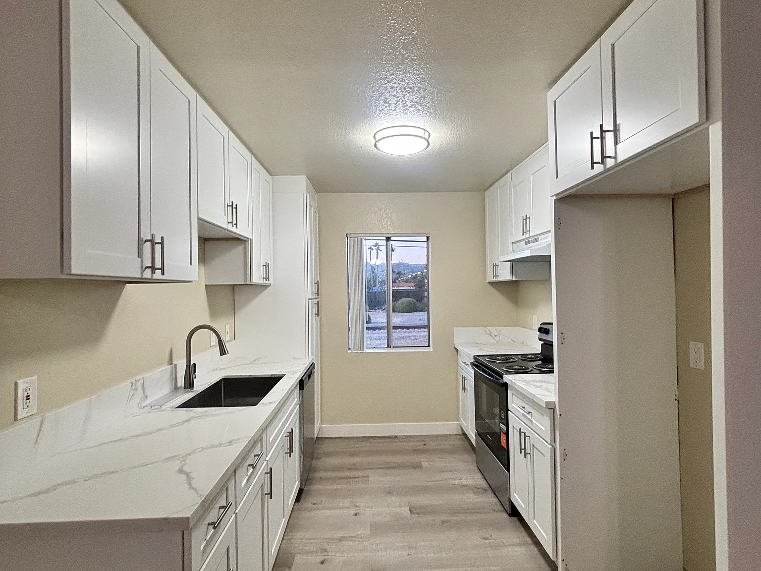 2 bed, $2,495 — Photo 1