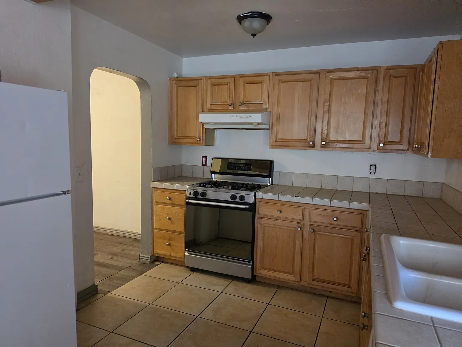 3 bed, $1,850 — Photo 4
