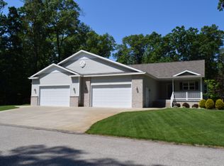 1423 E Addison Way, Muskegon, MI 49445
