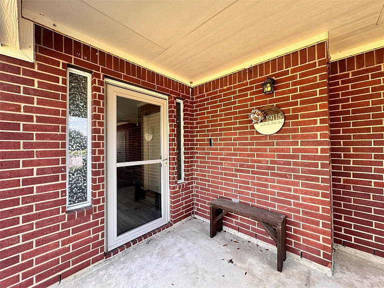 19115 Saddleville Mills Ln — Photo 5