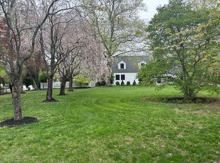 919 Sycamore Ave, Tinton Falls, NJ 07724