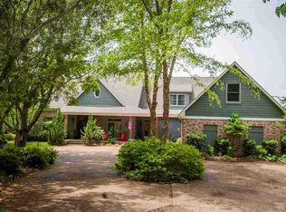 121 Pembroke Cir, Madison, MS 39110