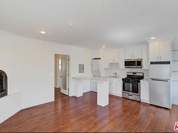5th image of 15328 S San Pedro St