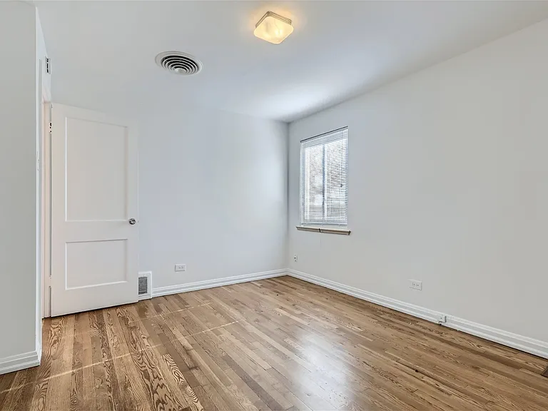 1275 Jasmine St — Photo 17