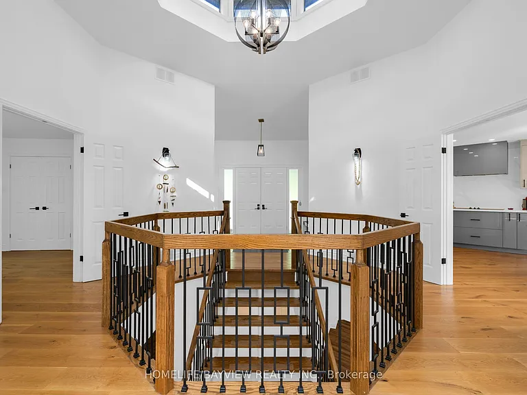23 Country Club Ln — Photo 7